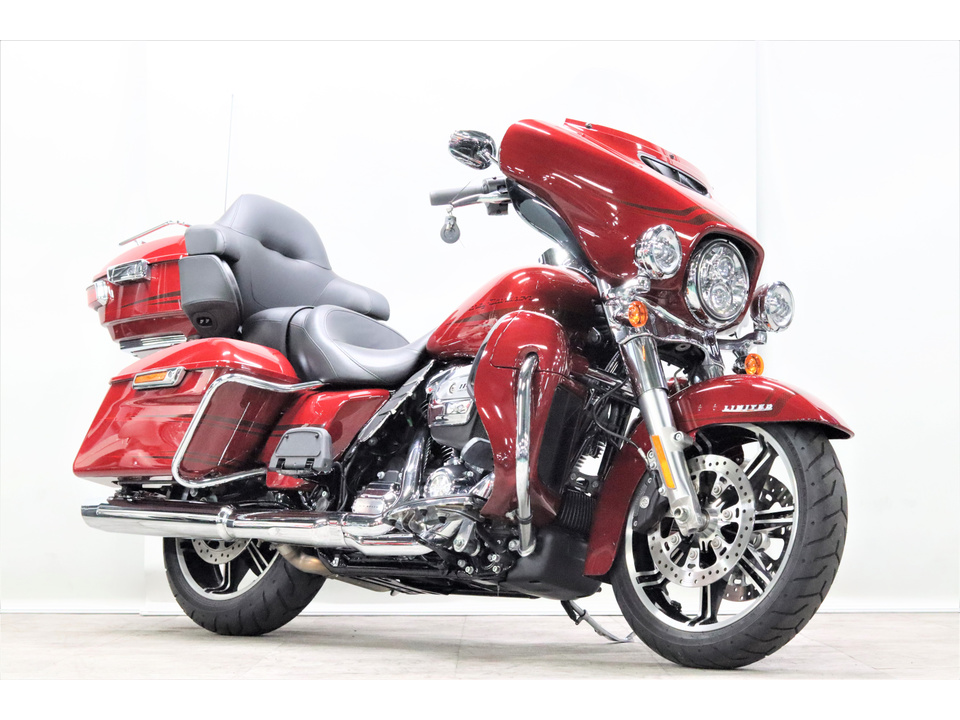 HARLEY-DAVIDSON FLHTK Ultra LTD